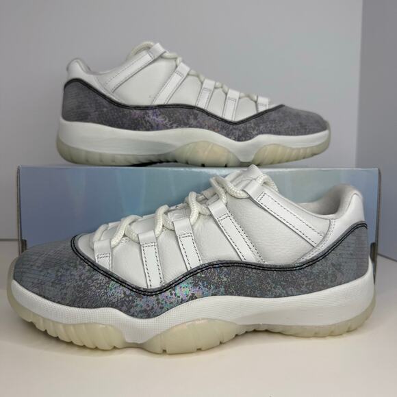Air Jordan 11 Retro Low CNY Size 10 Men